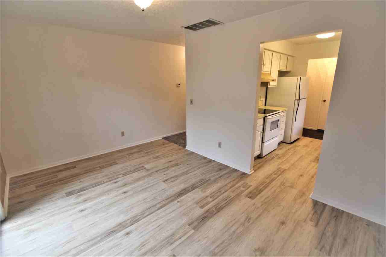 7201 W Amity Rd - Photo 4 of 17