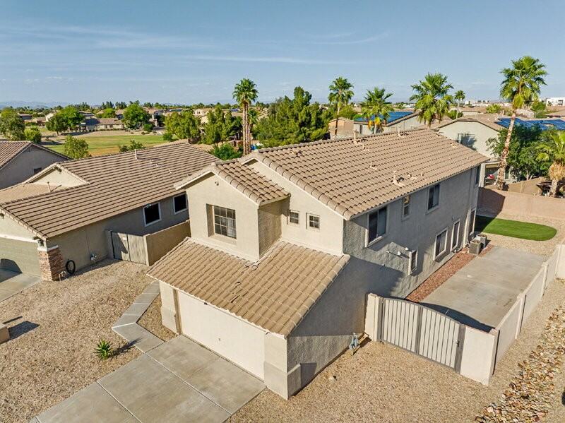 16317 N 152nd Ave - Photo 3 of 41