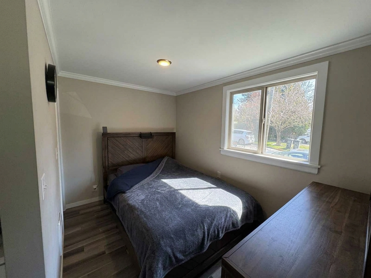 2008 N 78th St - Photo 4 of 6