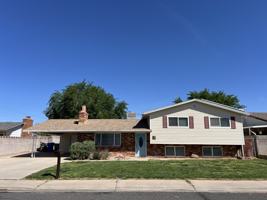 featured image of 23 Es