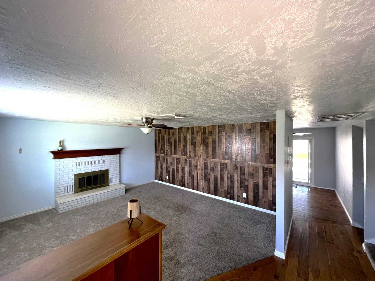 23 Es - Photo 6 of 16