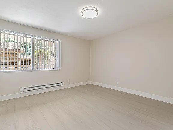 1850 Pruneridge Ave - Photo 2 of 14