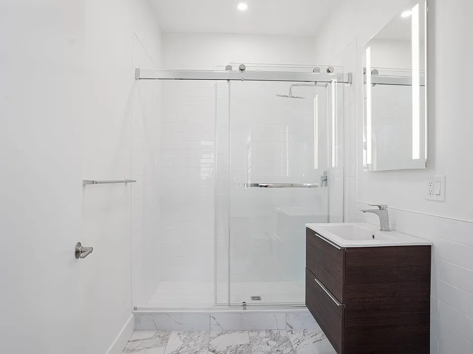 136 Westminster St - Photo 3 of 12