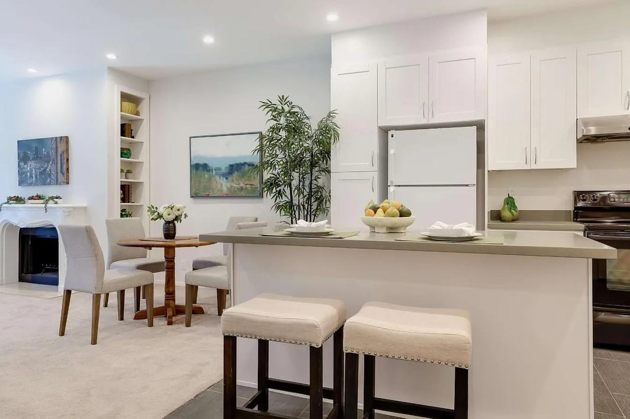 50 N San Mateo Dr - Photo 2 of 14