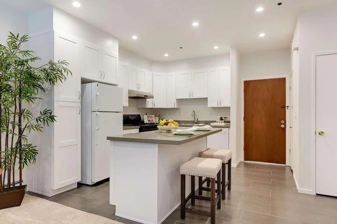 50 N San Mateo Dr - Photo 5 of 14