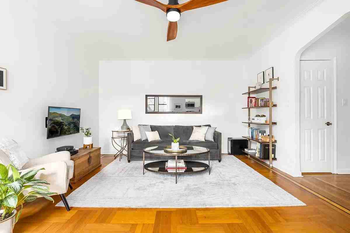 45 Martense St #6L - Photo 5 of 8