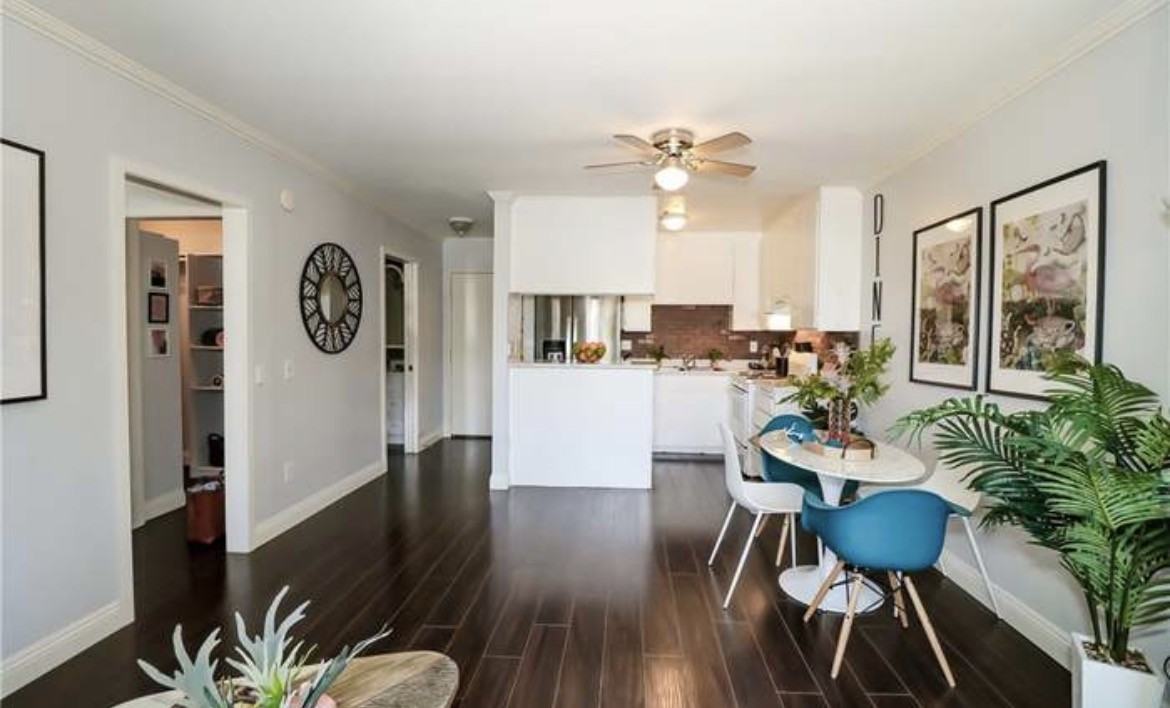 4506 Saugus Ave #9 - Photo 3 of 15