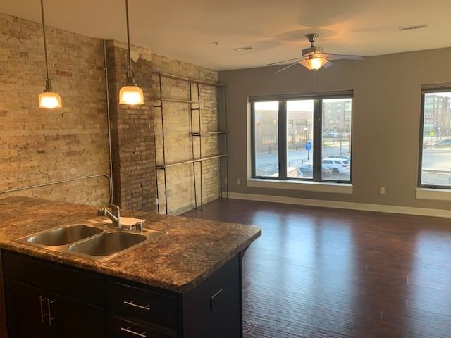 112 N Main St - Photo 2 of 11