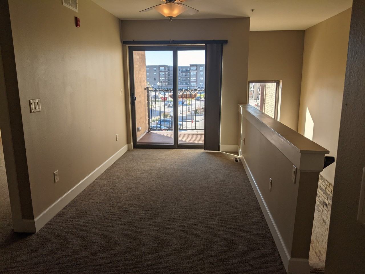 112 N Main St - Photo 5 of 11