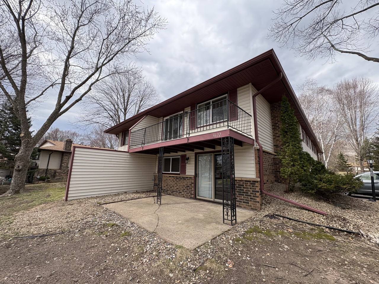 3622 Garden Blvd N - Photo 4 of 25