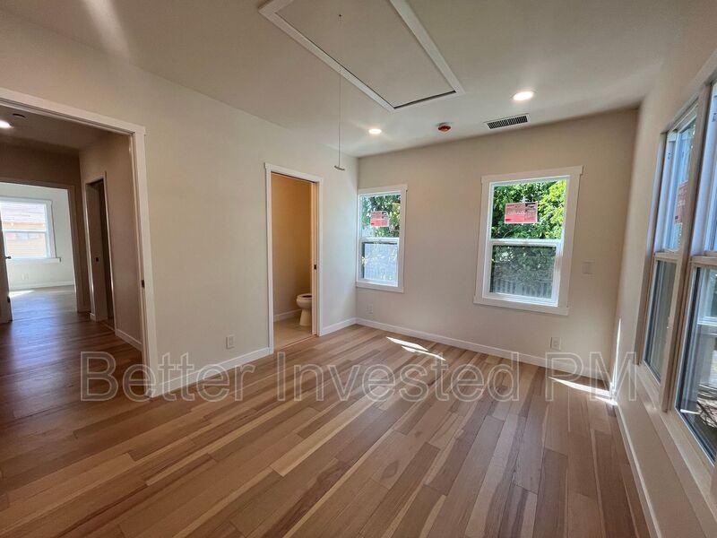 818 Nason St - Photo 7 of 9