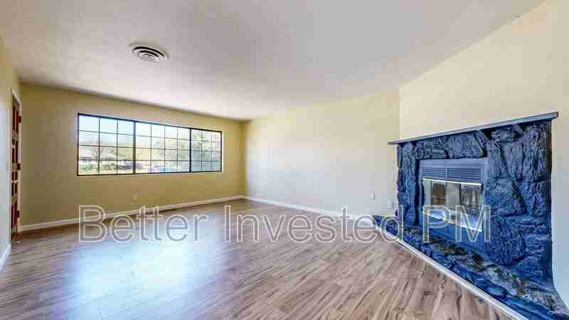 580 Pomo Dr - Photo 2 of 17