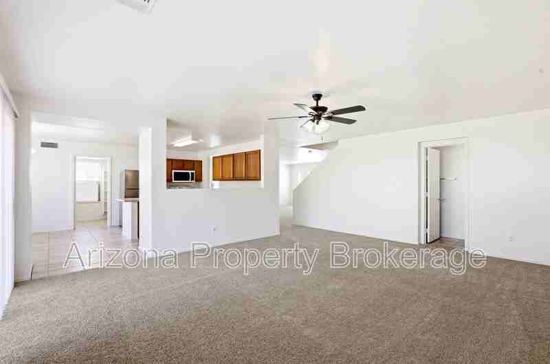 10940 E Flower Ave - Photo 7 of 40