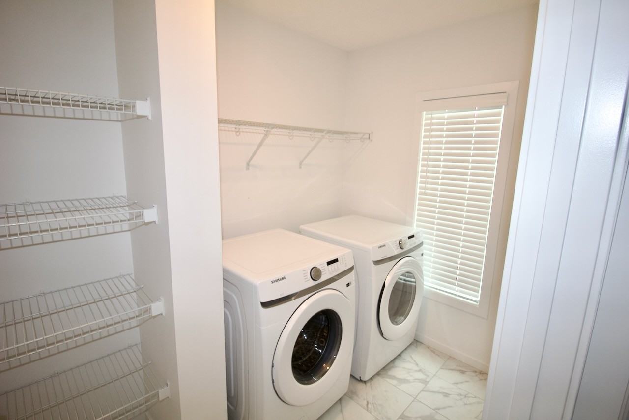 2415 193 St Nw - Photo 6 of 29