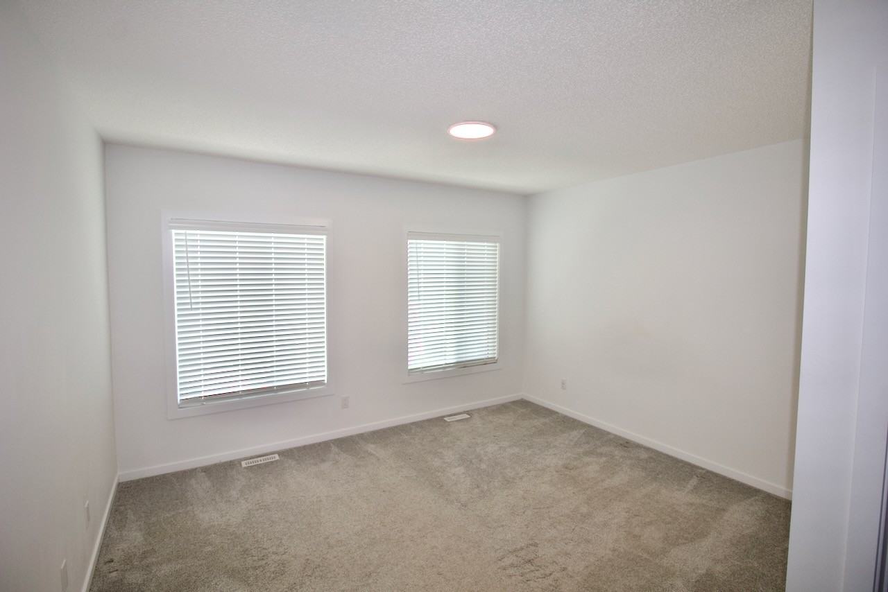 2415 193 St Nw - Photo 7 of 29