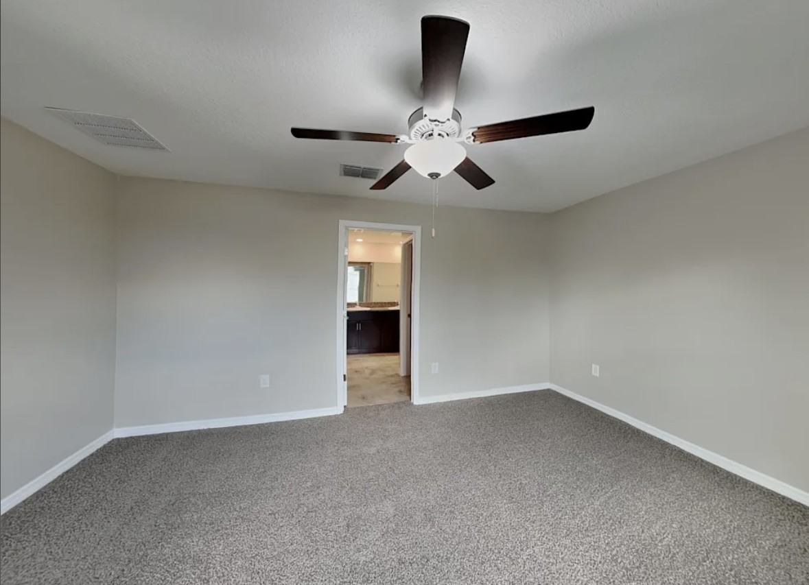 2218 Treesdale Ave - Photo 4 of 8