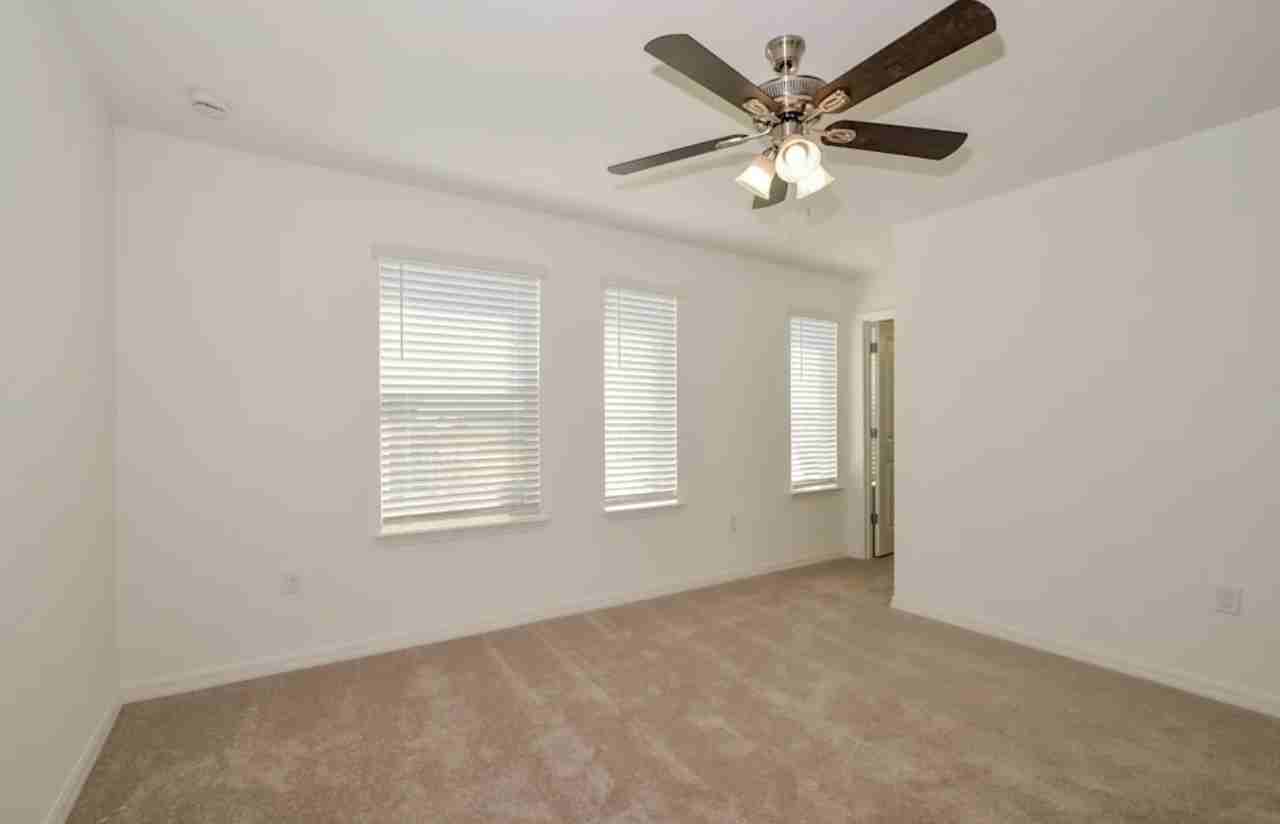 5796 Sagebrush Aly - Photo 5 of 9