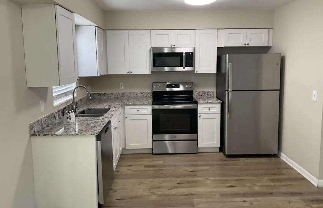 2008 E Humphrey St - Photo 5 of 9