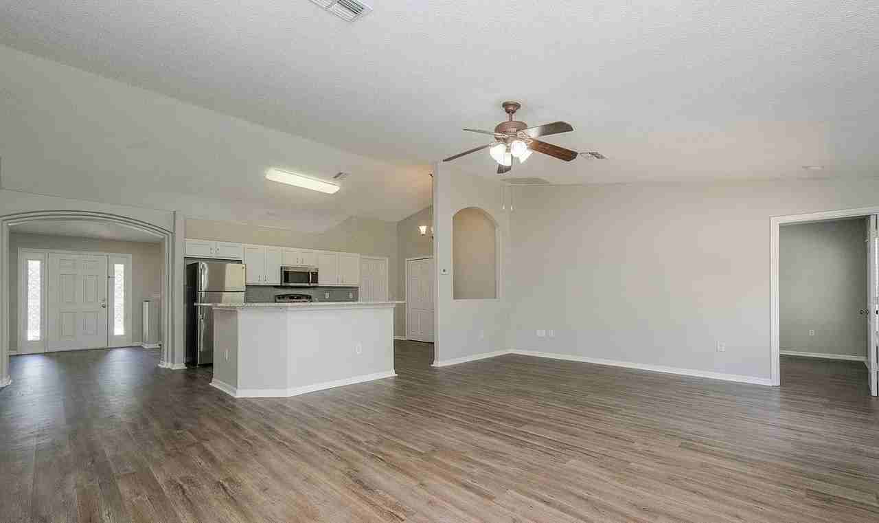 14136 Kingmont St - Photo 4 of 9