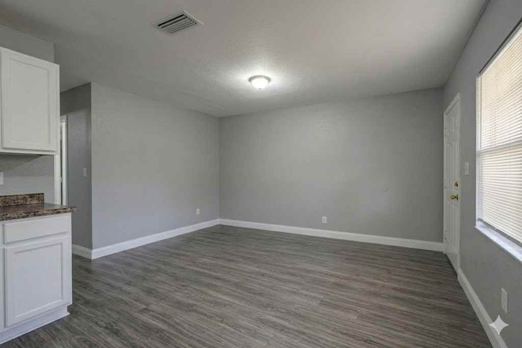 3101 E 18th Ave - Photo 5 of 12