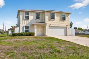 921 Jacaranda Pkwy E - Photo 1 of 1