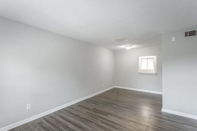 4405 Delashmitt Rd #2 - Photo 5 of 27