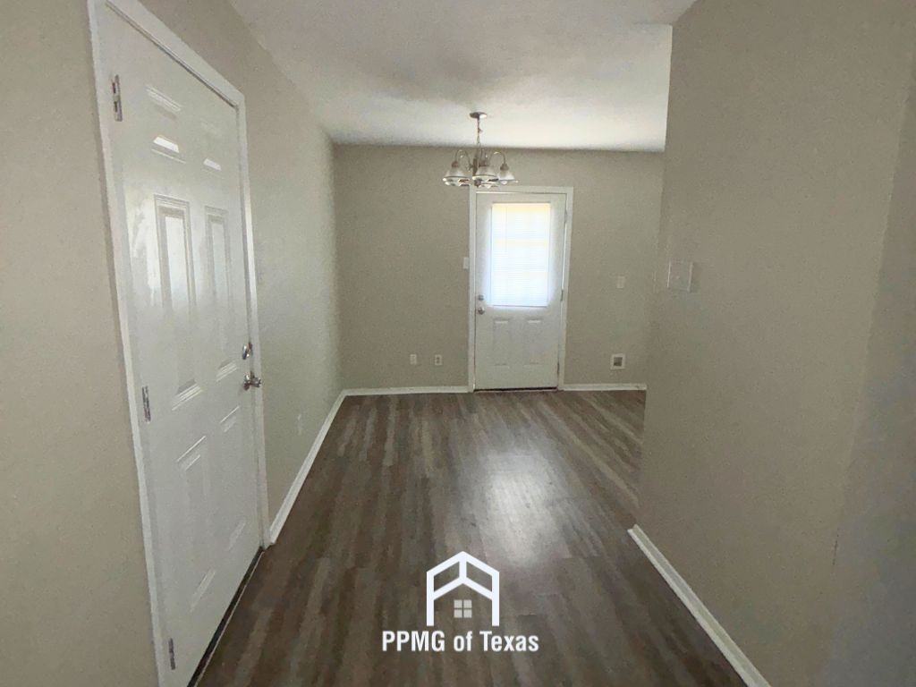 708 Lehman Dr - Photo 4 of 16