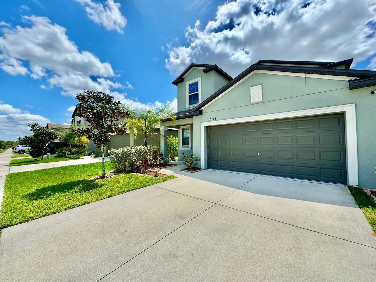 7309 Canterbury Bells Ct - Photo 2 of 50