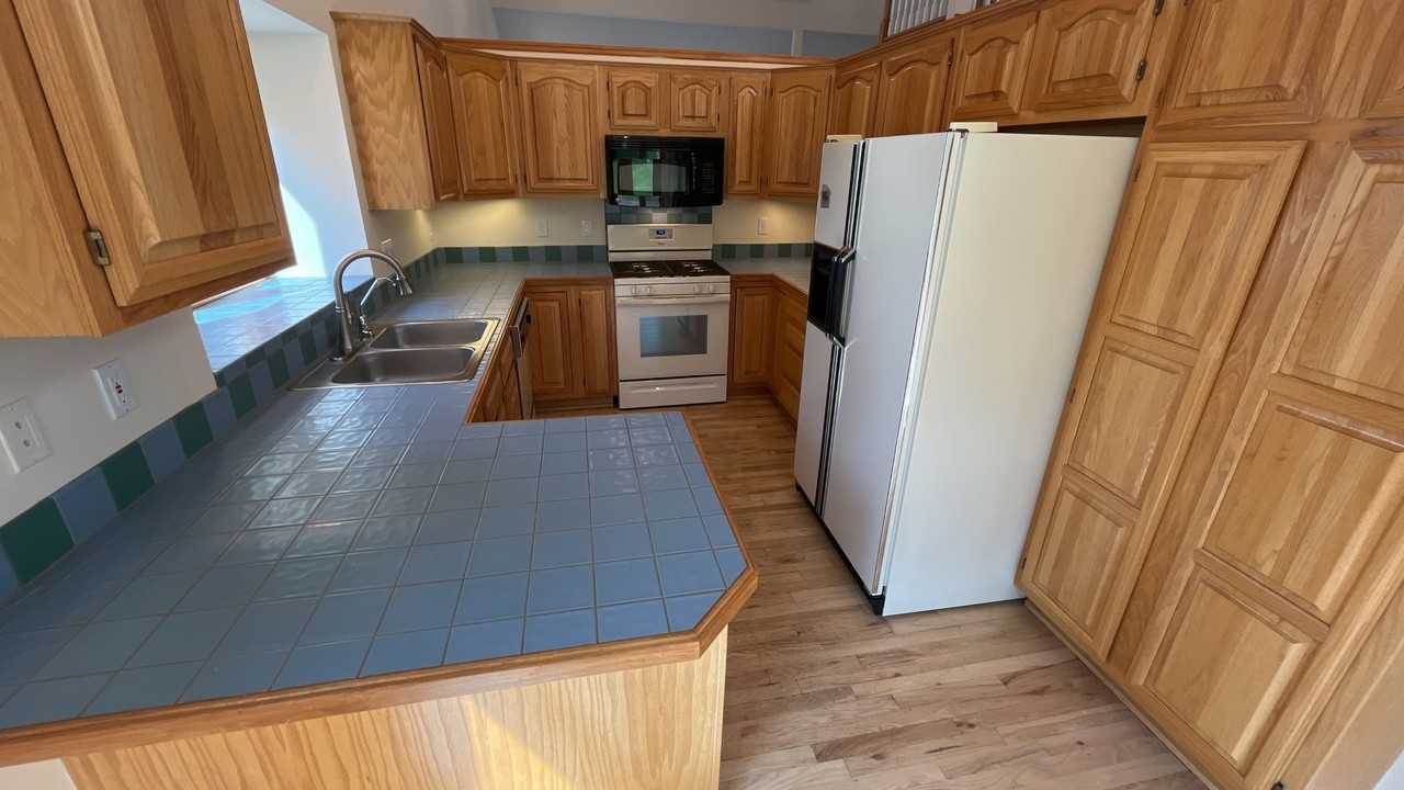 5210 Driftstone Pl - Photo 4 of 14