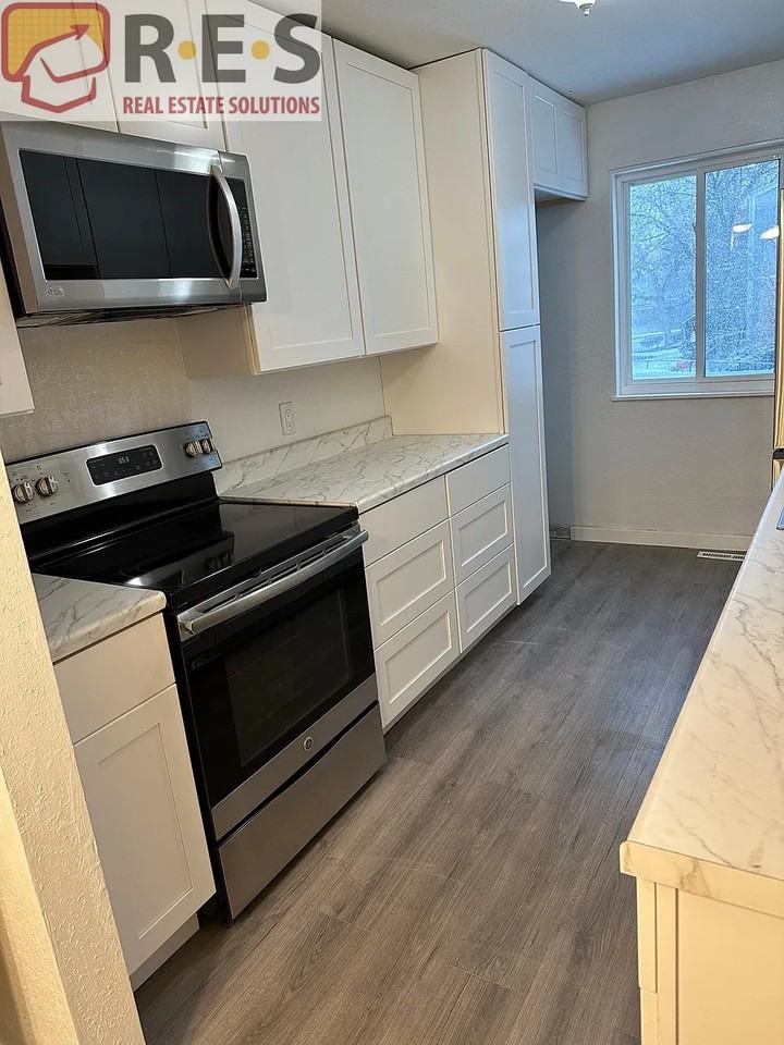 7986 Chase Cir #64 - Photo 3 of 9