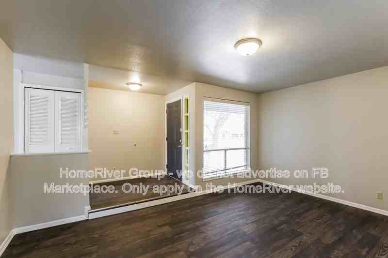 12602 Moss Hollow St - Photo 4 of 18