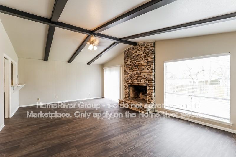 12602 Moss Hollow St - Photo 5 of 18