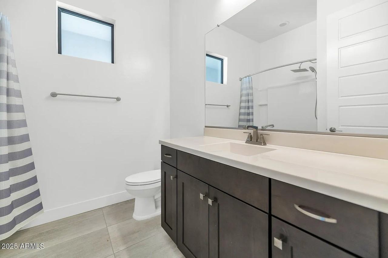 812 E Summerside Rd #NA - Photo 3 of 37