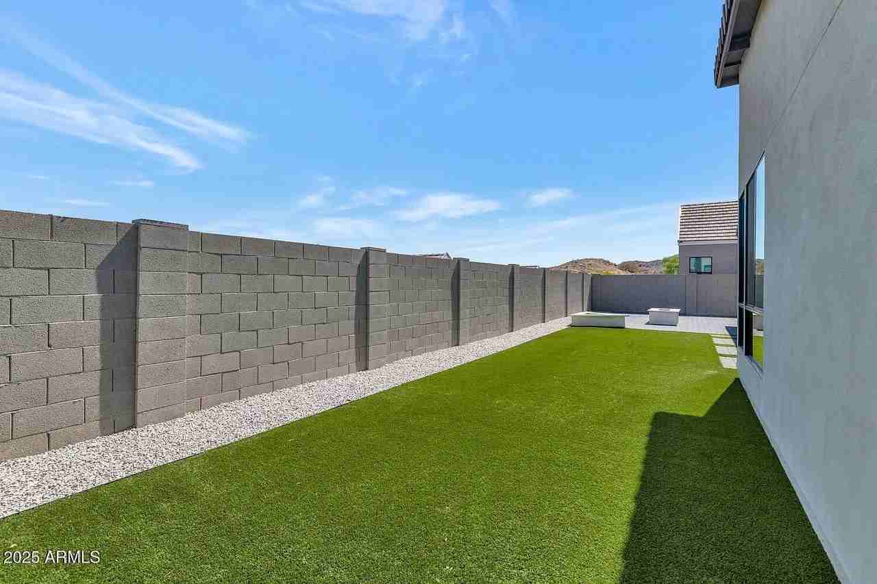 812 E Summerside Rd #NA - Photo 6 of 37