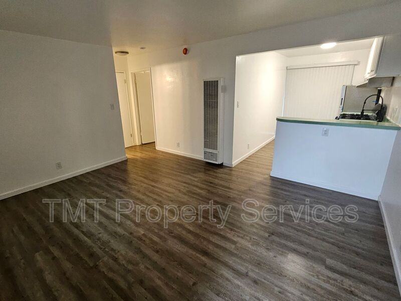 2619 W Acacia St #2 - Photo 4 of 10