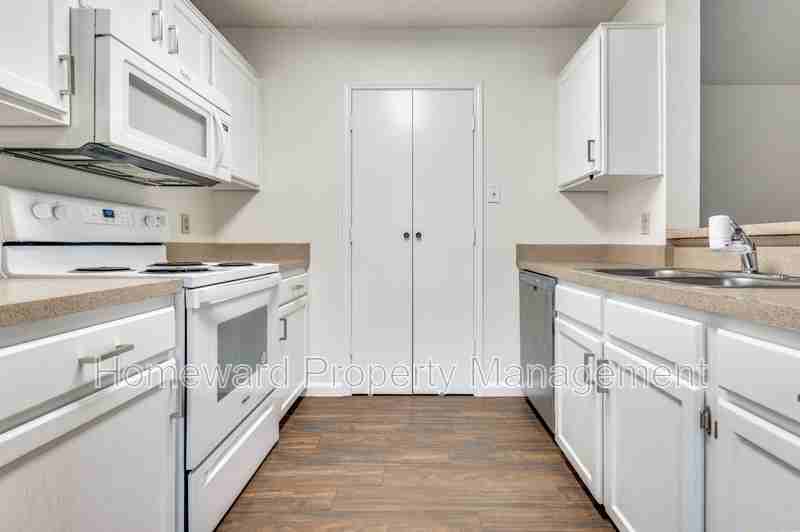 234 S Pipeline Rd W - Photo 3 of 10