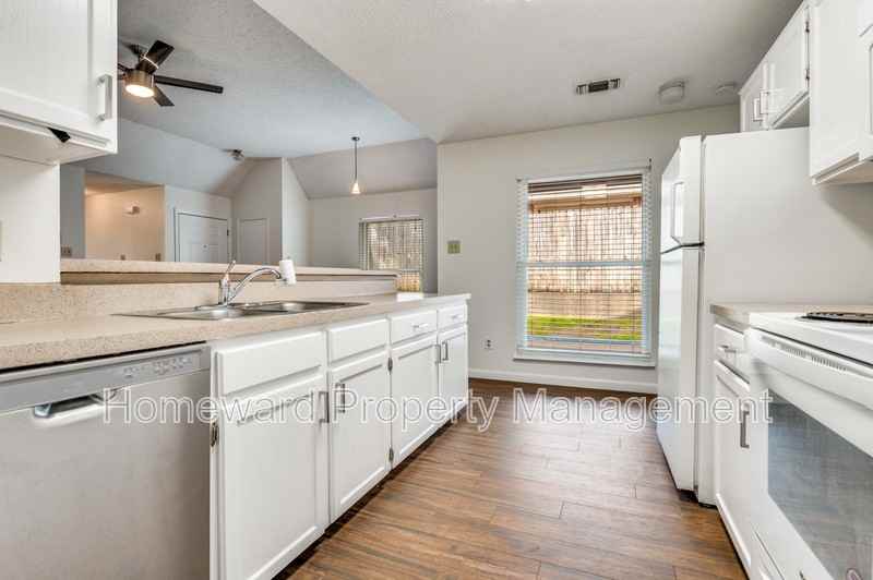 234 S Pipeline Rd W - Photo 4 of 10