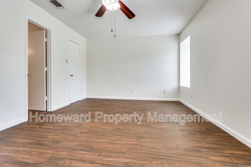 234 S Pipeline Rd W - Photo 6 of 10