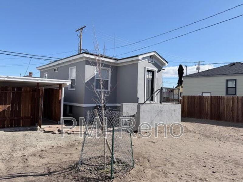 613 E 2nd St - Photo 2 of 19