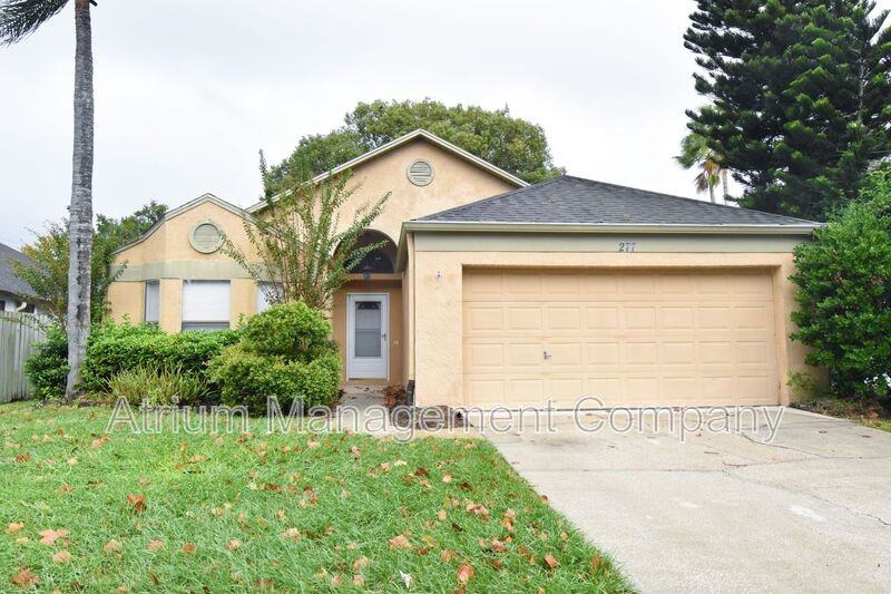 277 Lakebreeze Cir - Photo 2 of 50