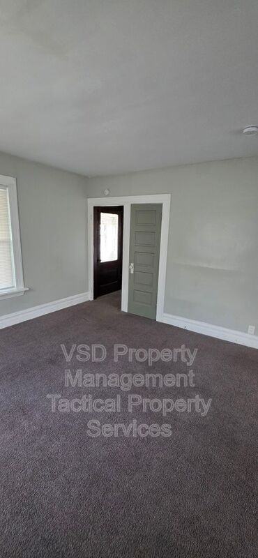 8204 Vineyard Ave #UP - Photo 7 of 30