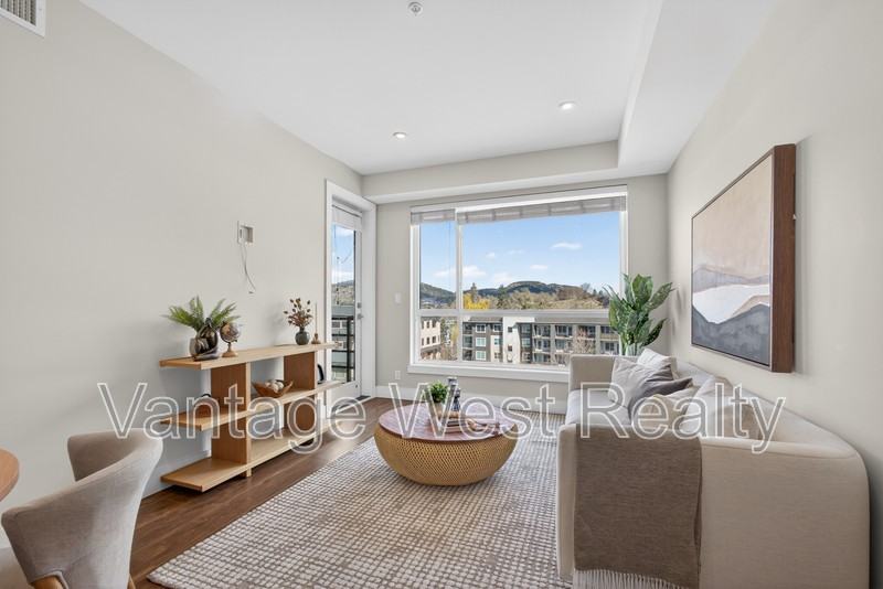 1901 Enterprise Way - Photo 2 of 33