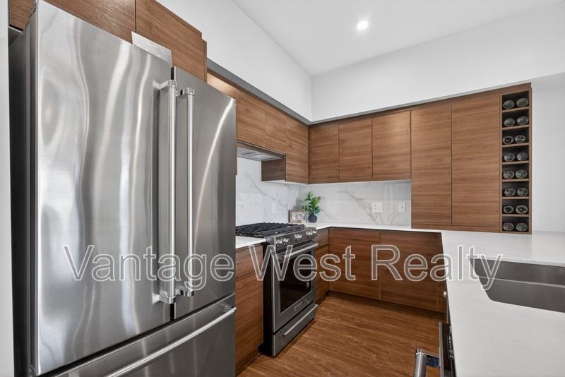 1901 Enterprise Way - Photo 6 of 33