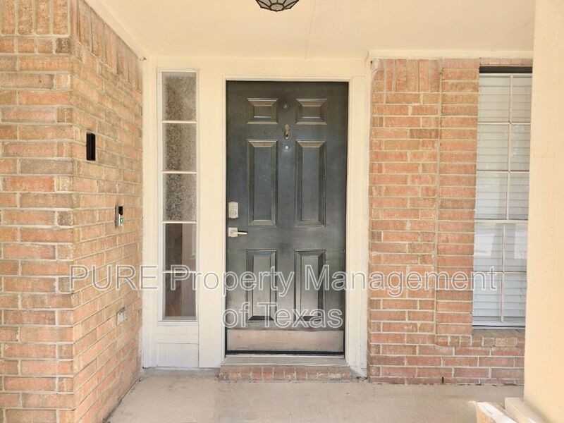 1424 Roxannes Run - Photo 2 of 24