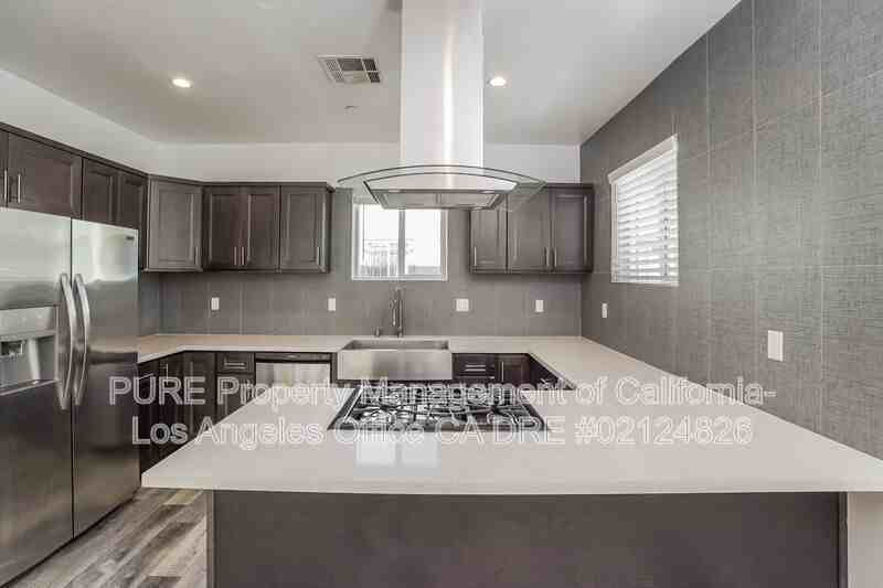 1340 N Kenmore Ave - Photo 6 of 22