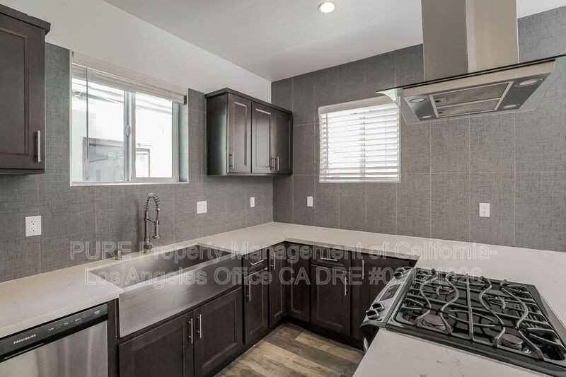 1340 N Kenmore Ave - Photo 7 of 22