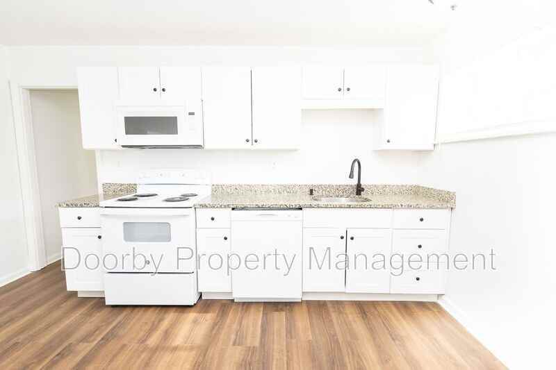 2011 Milne St #B - Photo 2 of 13