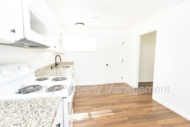 2011 Milne St #B - Photo 3 of 13