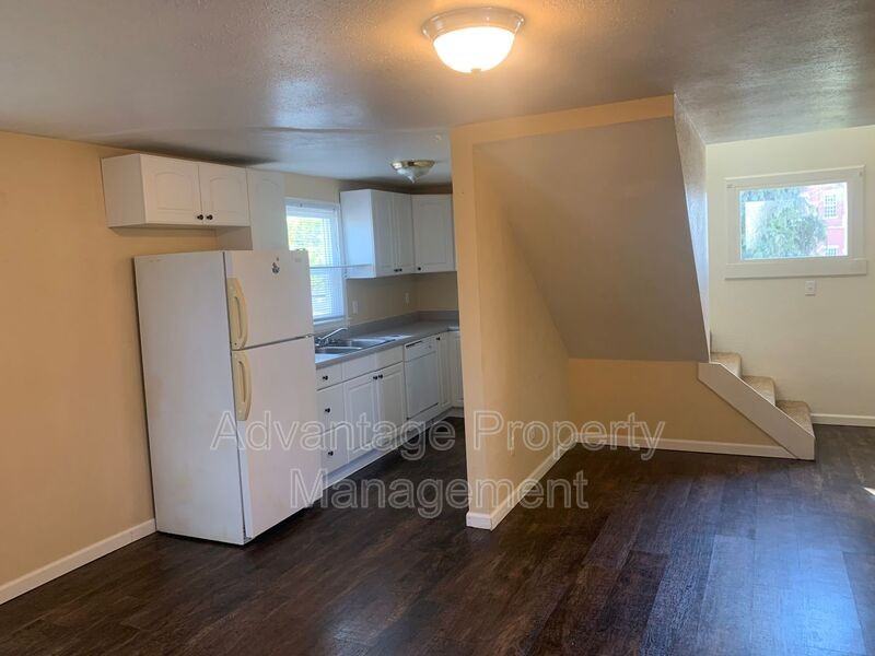 324 Calapooia St Sw #1 - Photo 5 of 15