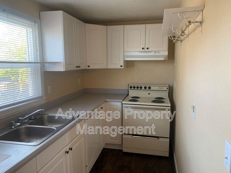 324 Calapooia St Sw #1 - Photo 6 of 15